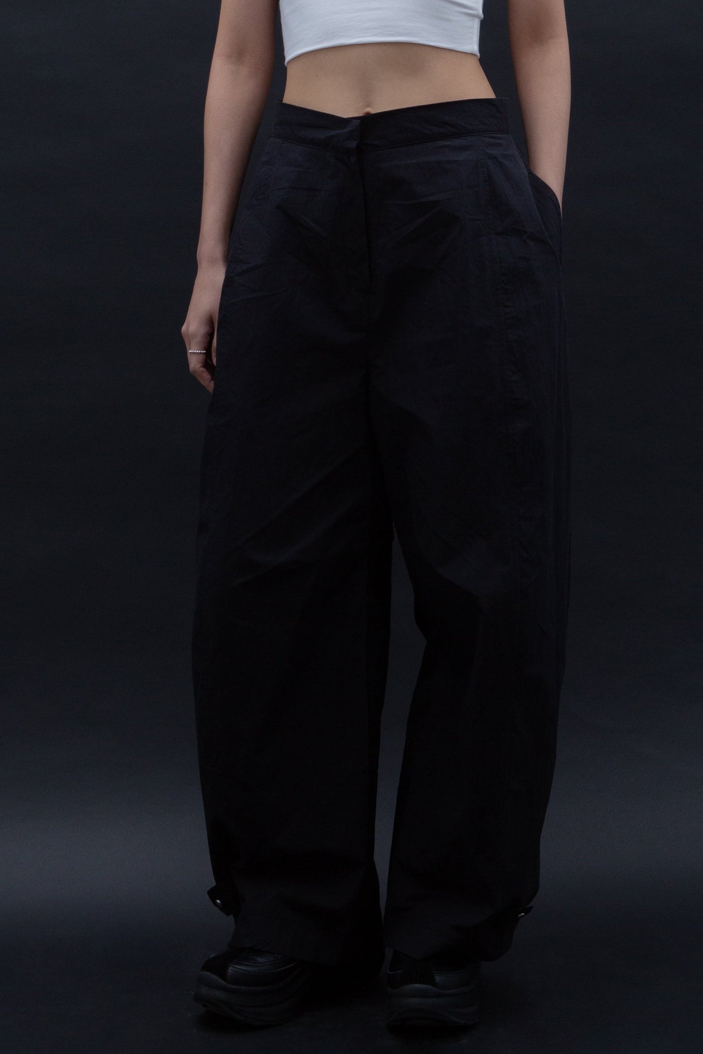 Relaxed Wide-leg Pants