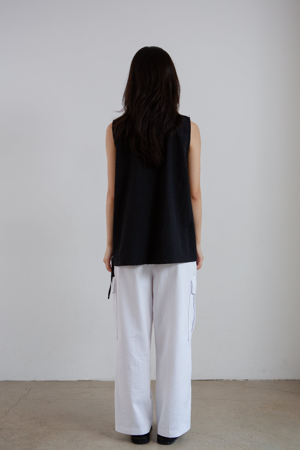 Sleeveless Utility Vest