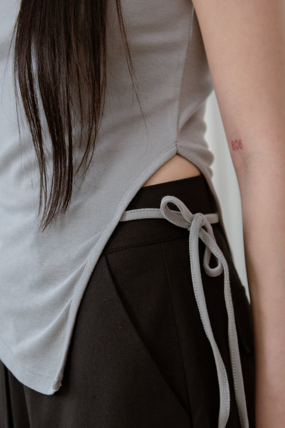 Asymmetrical Side Tie Tank