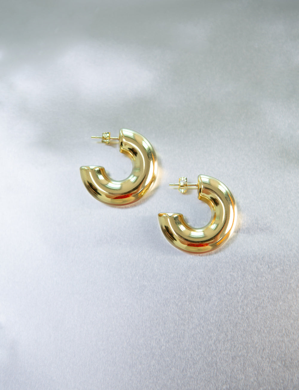 Tong Earrings (Gold Ver.)