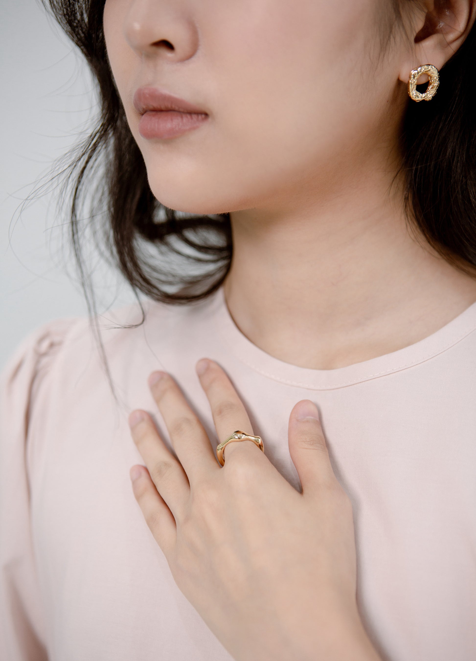 Saero Collective Korean Fashion Singapore Korean Accessories Earrings Made in Korea Seoul Minimalist Korean Fashion 925 Silver Gold Ring