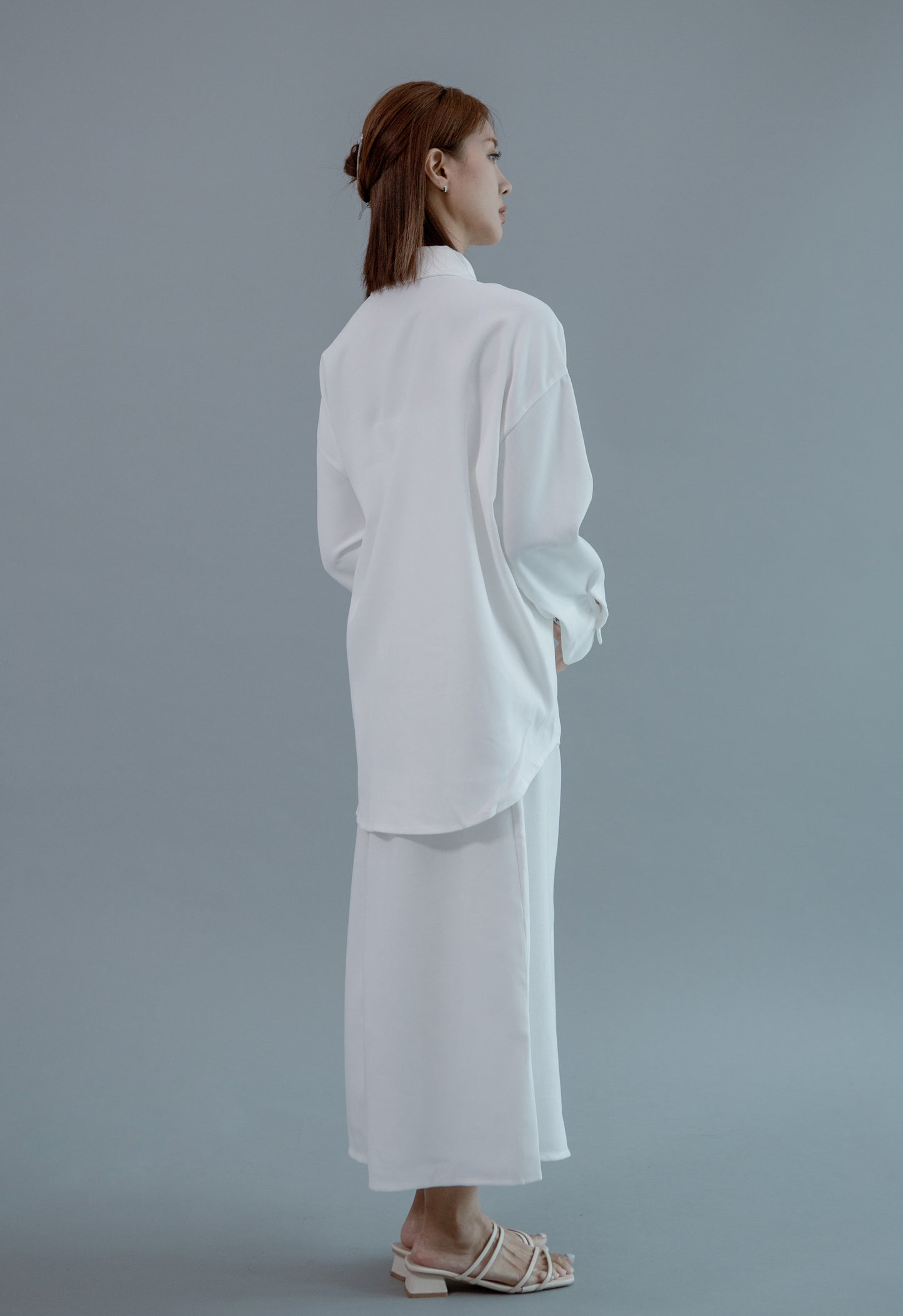 Saero Collective Made in Korea Korean Fashion Singapore Minimalist Fashion and Accessories Korean Clothes White Midi Skirt