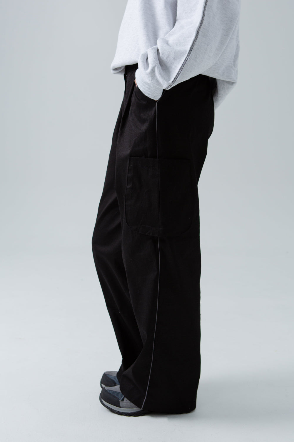 Contour Pocket Cargo Pants