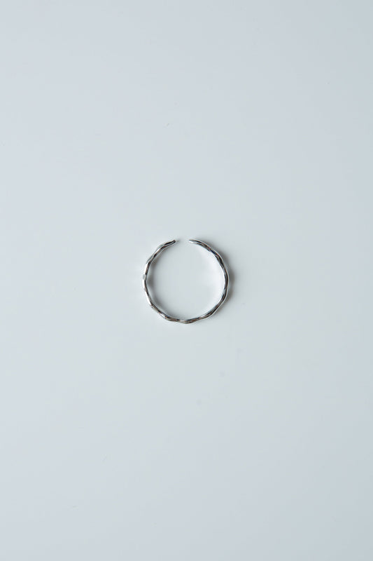 Pado Single Row Ring