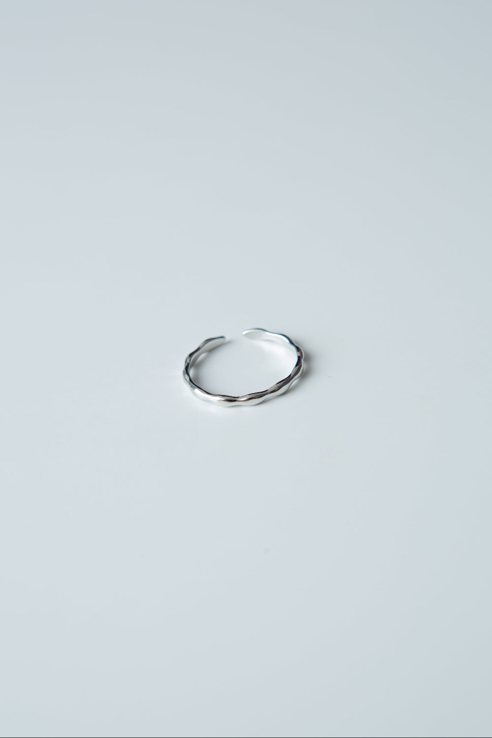 Pado Single Row Ring