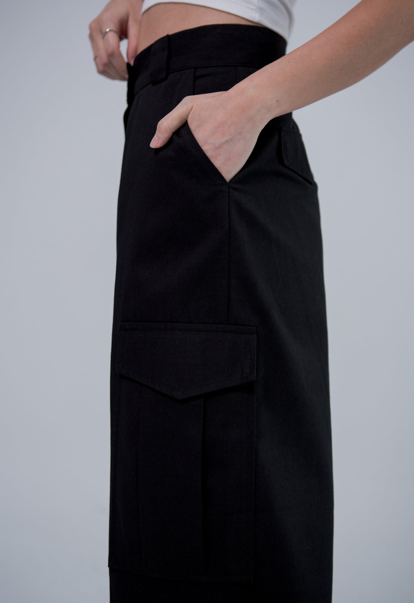 Black Cargo Pants Saero Collective Made in Korea Korean Fashion Singapore Minimalist Fashion