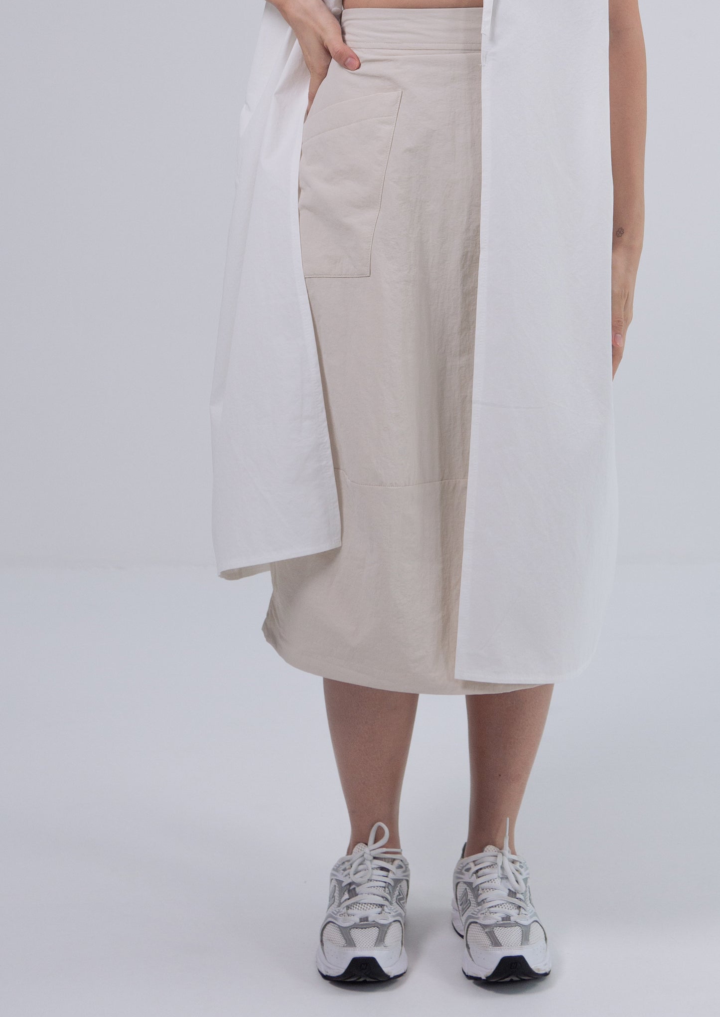 Saero Collective Korean Fashion Singapore Korean Accessories Earrings Made in Korea Seoul Minimalist Korean Fashion Beige Skirt