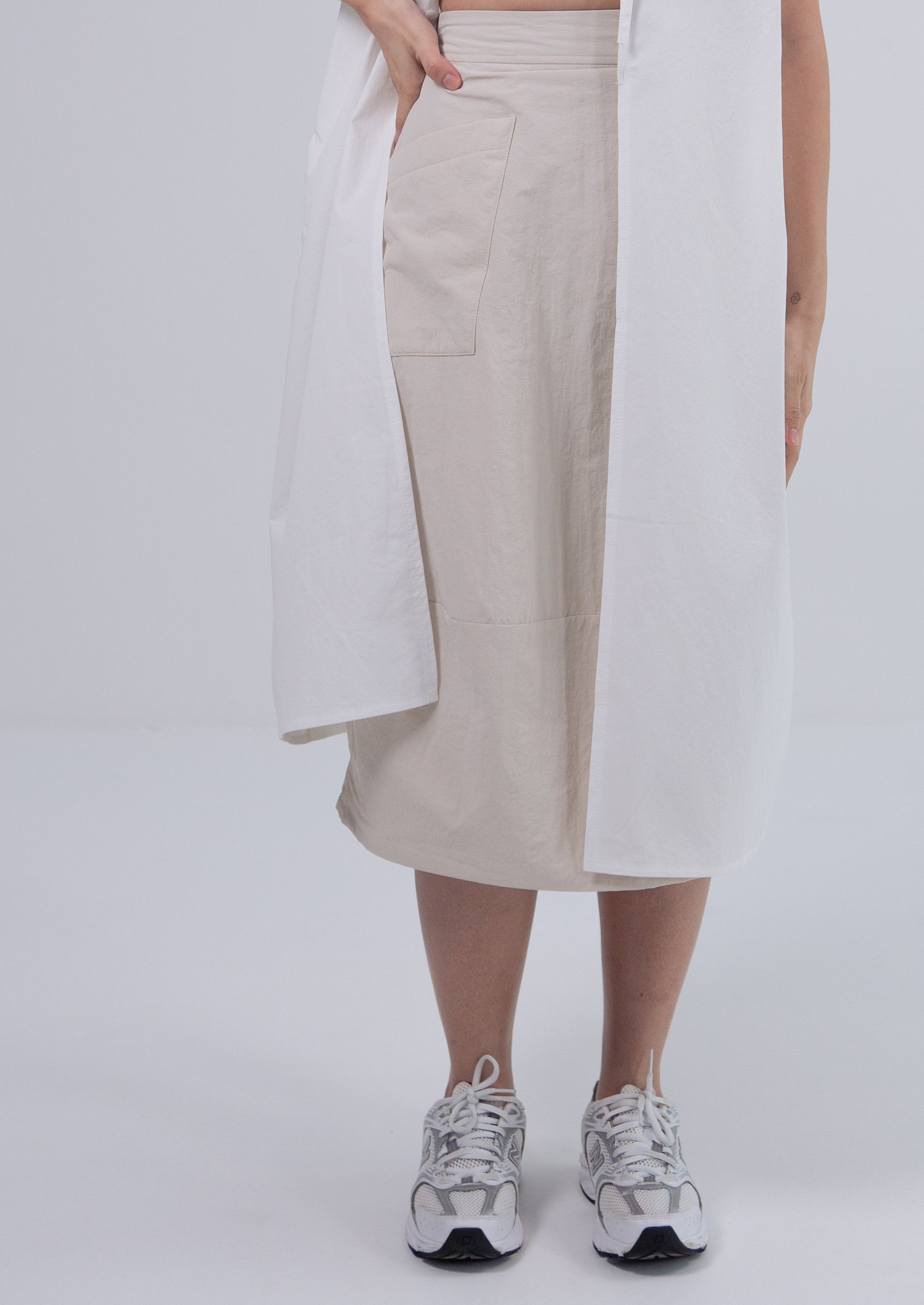 Saero Collective Korean Fashion Singapore Korean Accessories Earrings Made in Korea Seoul Minimalist Korean Fashion Beige Skirt