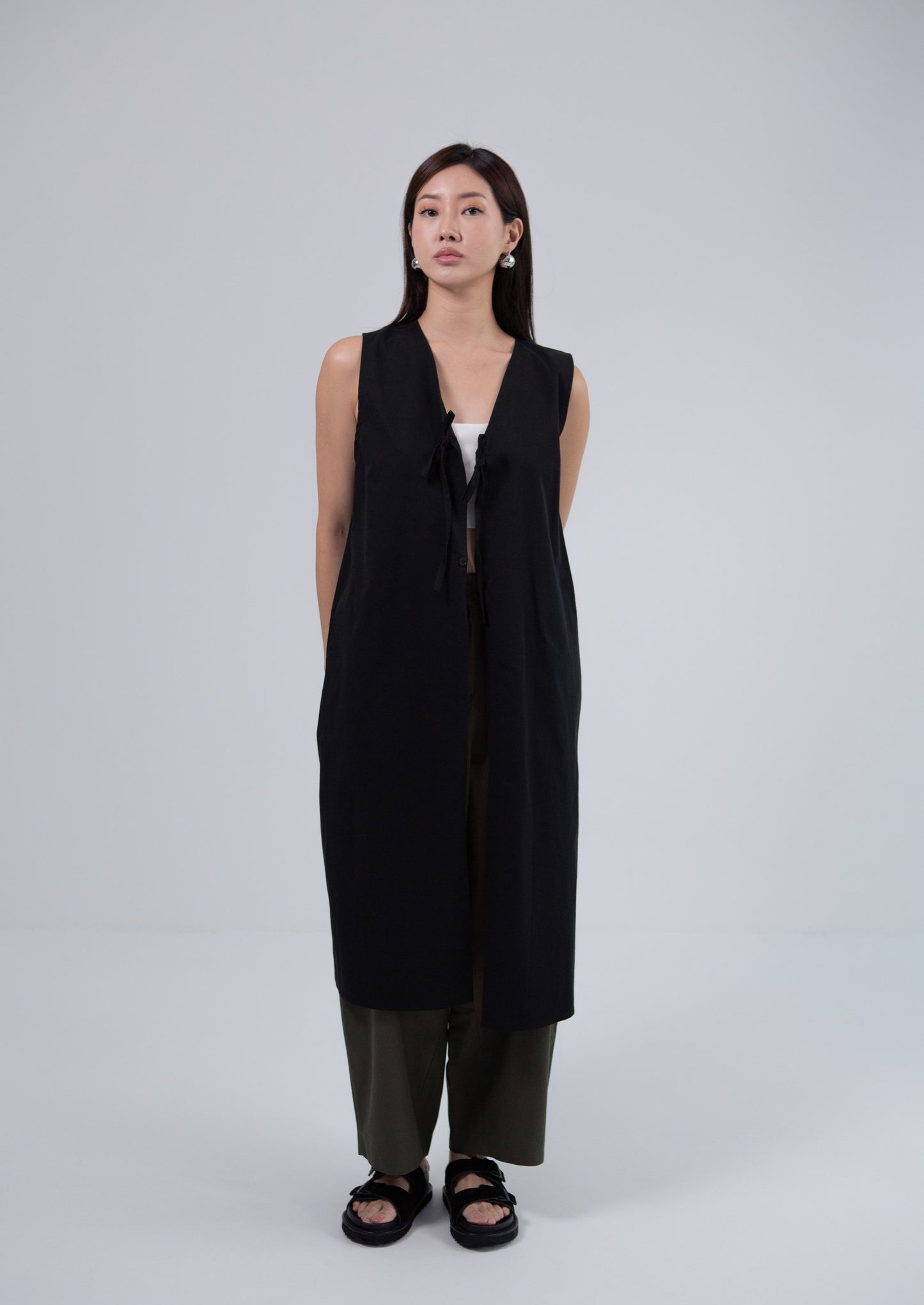 Saero Collective Made in Korea Korean Fashion Singapore Korean Accessories Jewellery Minimalist Fashion Black Vest