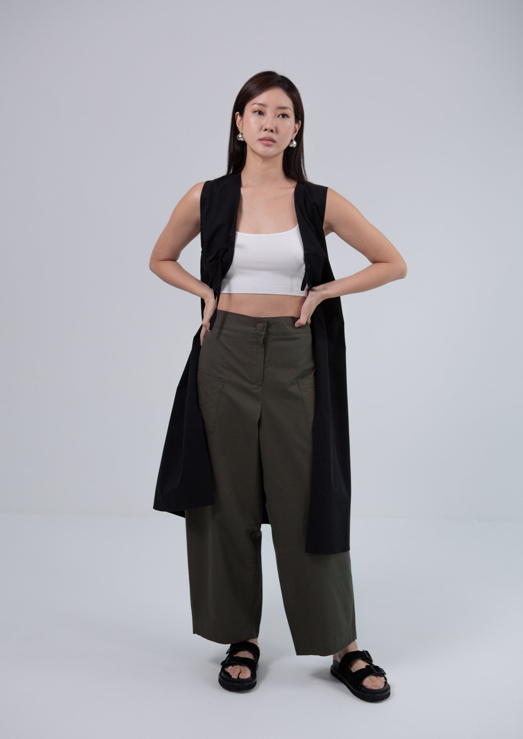 Saero Collective Made in Korea Korean Fashion Singapore Korean Accessories Jewellery Minimalist Fashion Black Vest