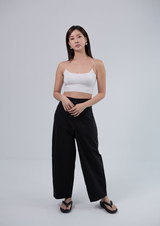 Saero Collective Korean Fashion Singapore Korean Accessories Earrings Made in Korea Seoul Minimalist Korean Fashion Chino Pants