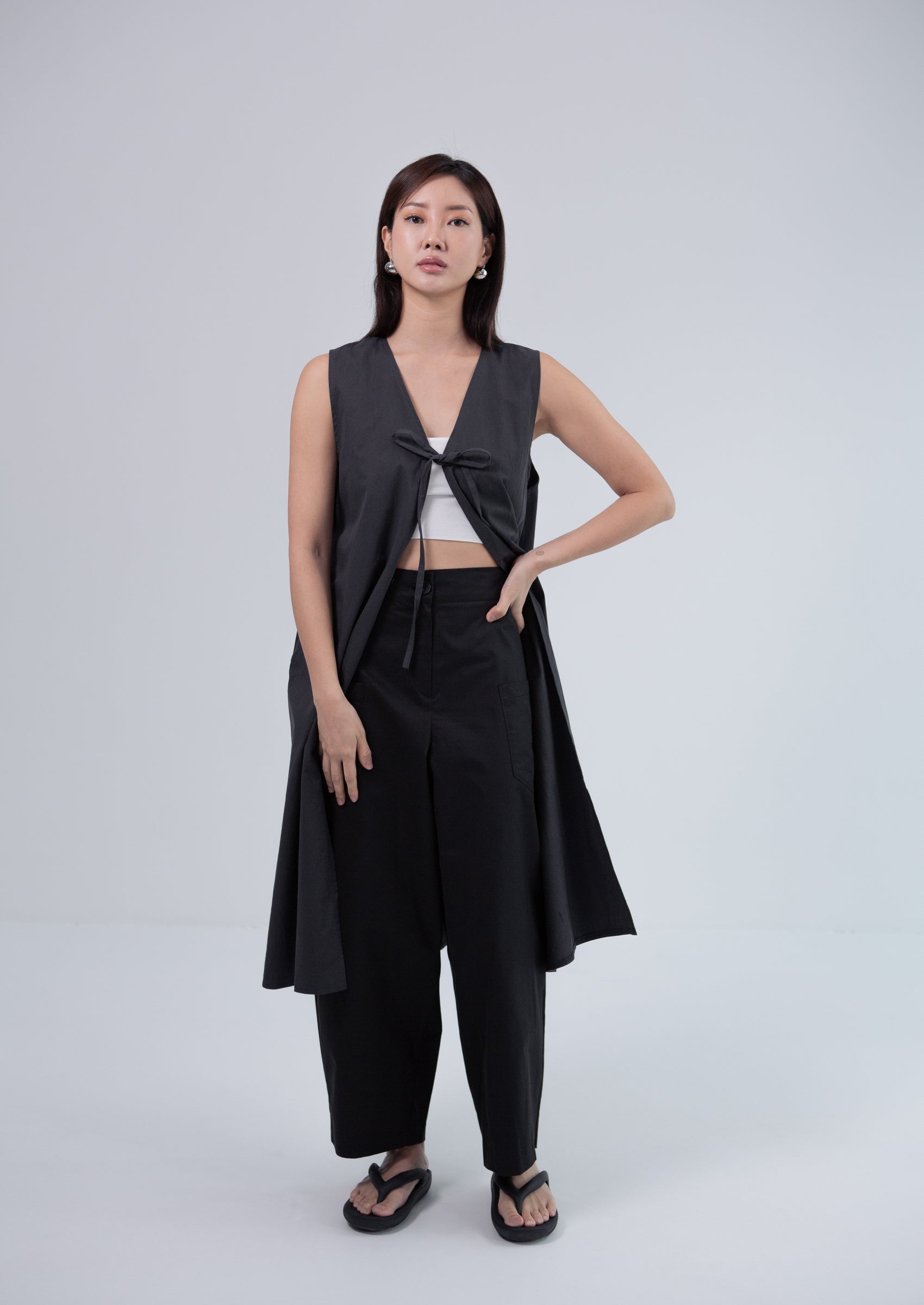 Saero Collective Korean Fashion Singapore Korean Accessories Earrings Made in Korea Seoul Minimalist Korean Fashion Chino Pants