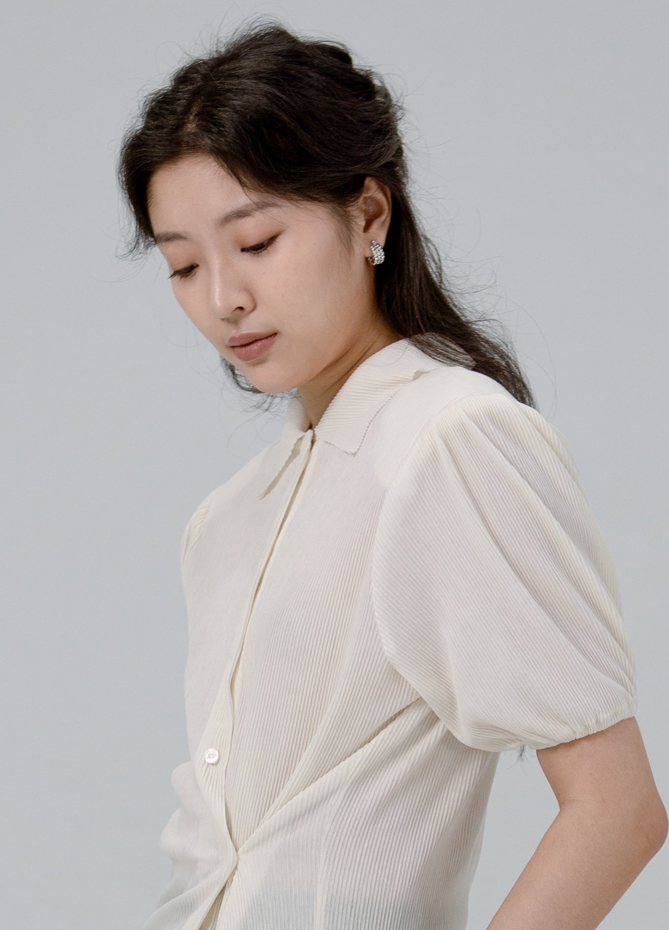 Saero Collective Korean Fashion Singapore Korean Accessories Earrings Made in Korea Seoul Minimalist Korean Fashion