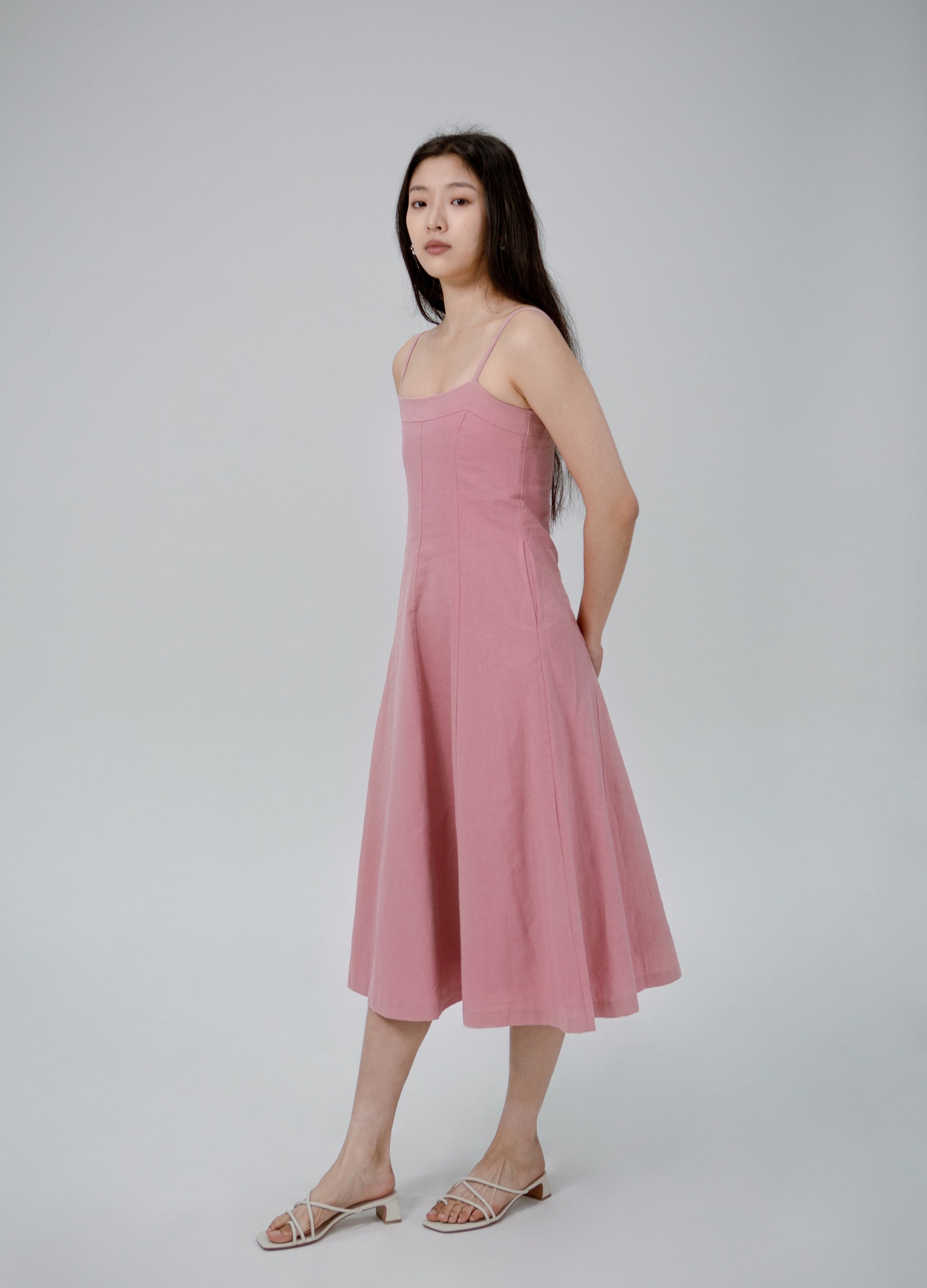 Saero Collective Korean Fashion Singapore Korean Accessories Earrings Made in Korea Seoul Minimalist Korean Fashion organic linen pink mauve dress